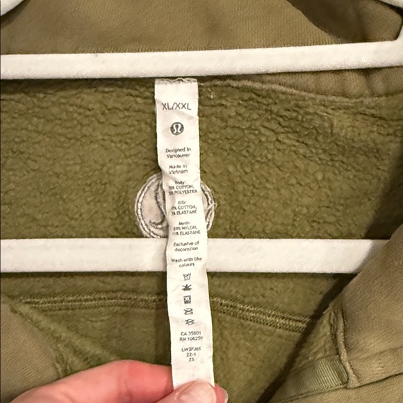 Lululemon Athletica Quarter-Zip Funnel Neck Scuba - Picture 2 of 4